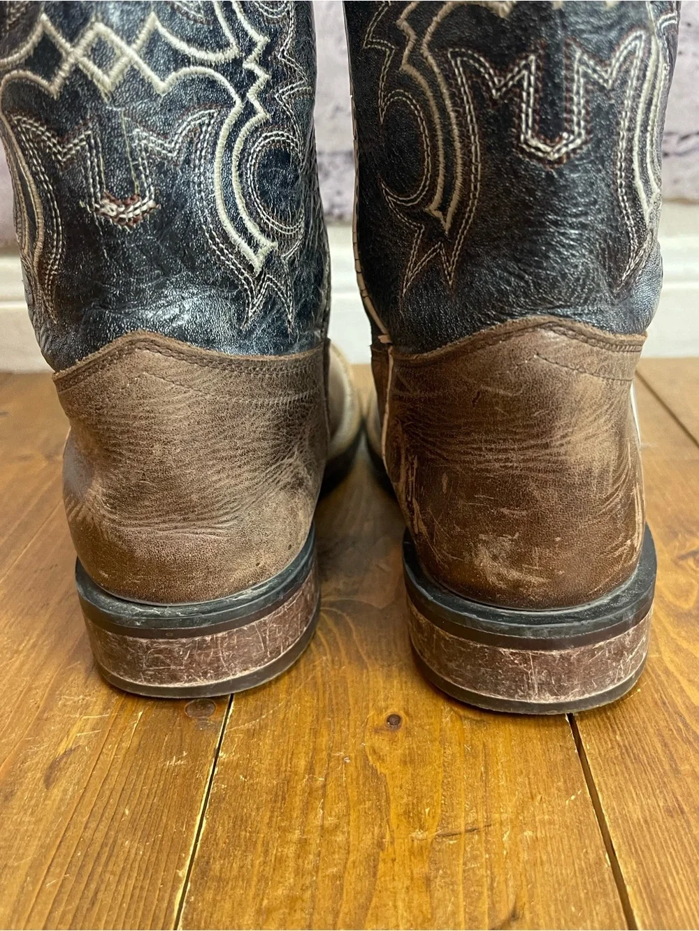 Old west bsc1914 square toe cowboy boots black and brown leather boys size 2